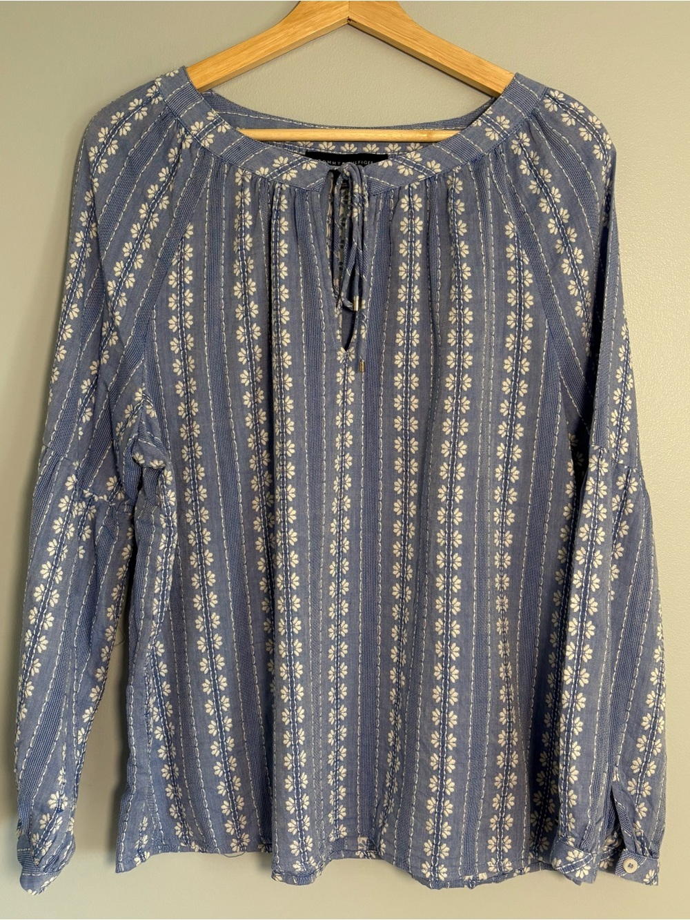 Tommy Hilfiger Blue Floral Peasant Blouse – Women’s Long Sleeve Large